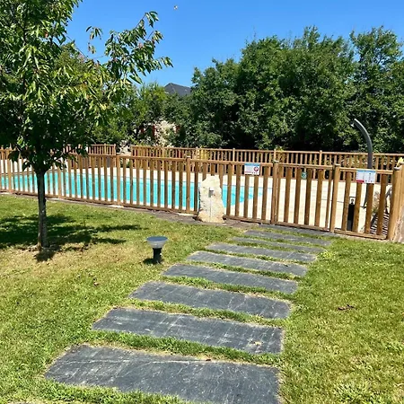 Grange D'antan -jacuzzipiscineclim -cuzance וילה