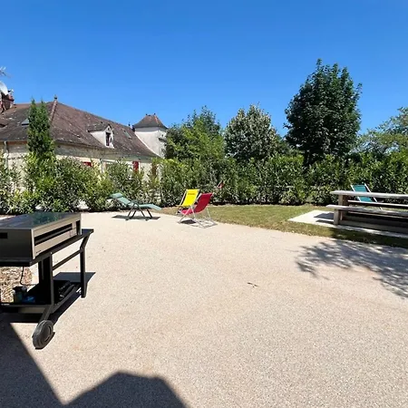 Grange D'antan -jacuzzipiscineclim -cuzance * Cuzance