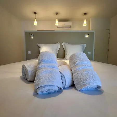 Вилла Grange D'antan -jacuzzipiscineclim -cuzance