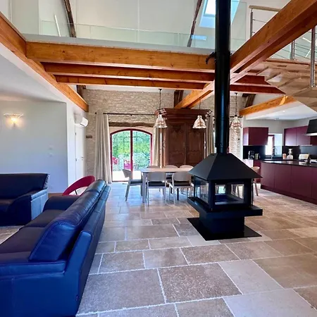 Вилла Grange D'antan -jacuzzipiscineclim -cuzance *