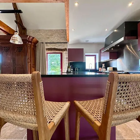 Вилла Grange D'antan -jacuzzipiscineclim -cuzance