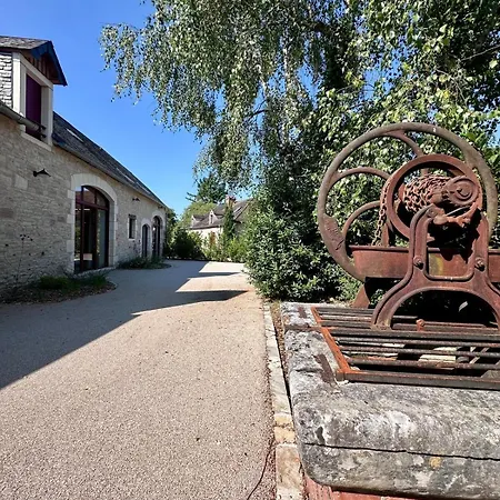 Grange D'antan -jacuzzipiscineclim -cuzance Вилла